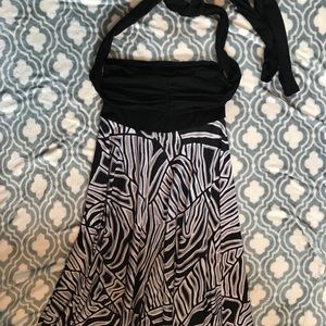 Black and white summer dress size M